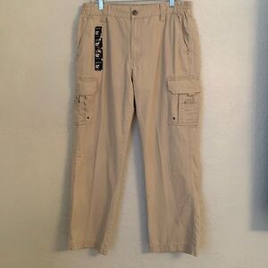 NWT RED HEAD NEW Men’s Cargo Pant Size 35/30